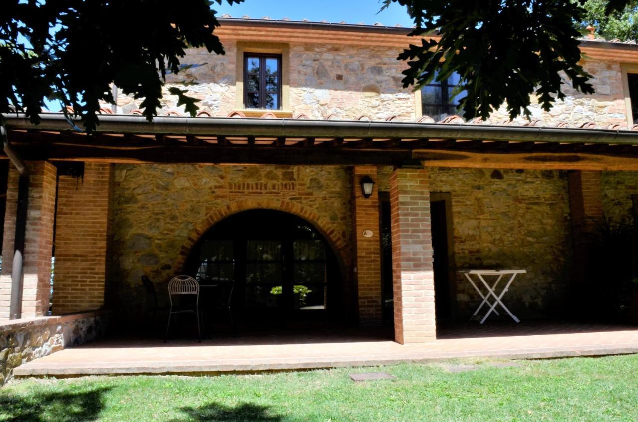 Villa Le Polle Di Meletro Chianni Luaran gambar